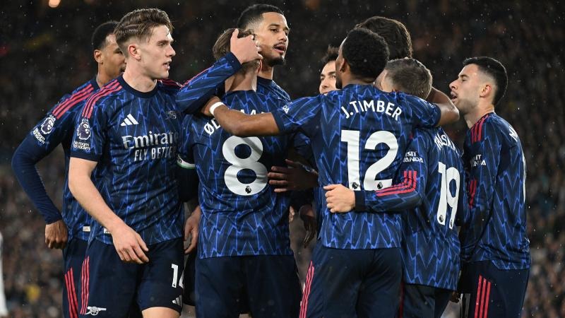 梅西PK穆勒冲第47冠 萨拉赫替补红军止三连败