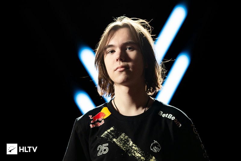 通过不断的 通过不断的